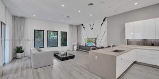 5742 Brookfield Cir E Gallery 10