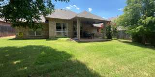 4 Bedroom Home in Edmond Gallery 8