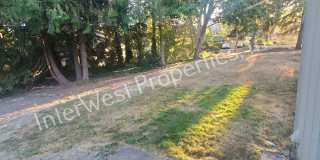Beautiful Ranch Style Home on Very Large Corner Lot With W/D Hookups, Fireplace, 2 Car Garage & A/C Unit! Gallery 10