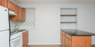 2345 24th Pl. Gallery 4