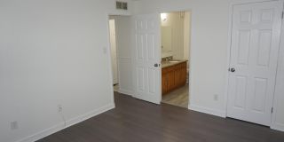 901 THORNTON Court Gallery 9