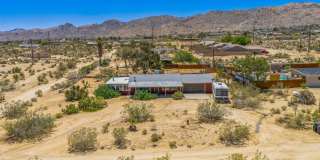 3 Bedroom 1.5 Bath Modern Farmhouse near JT National Park * MOVE IN SPECIAL* Gallery 34