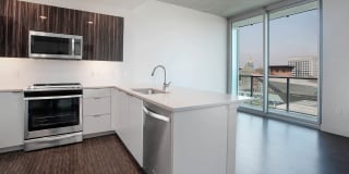 EVIVA On Cherokee Gallery 10