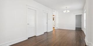 2207 W School Street Gallery 6