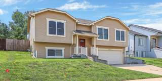 Gorgeous Family home for Rent! Gallery 1