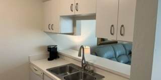 Cozy Condo in Waterfront Island Complex-Available NOW for 12 Month Tenant Gallery 16