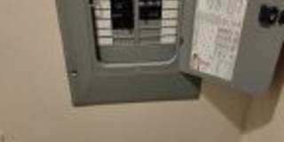 2960 Willamette St. Gallery 353