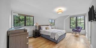 107 Highland Avenue Gallery 15