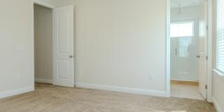 16705 Victoria Grove Alley Gallery 28