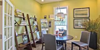 Albany Woods Gallery 23