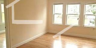 Nice 4 bed in Oak Square Gallery 5
