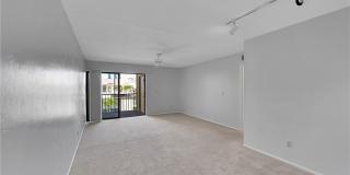 8474 Charter Club Circle Gallery 7