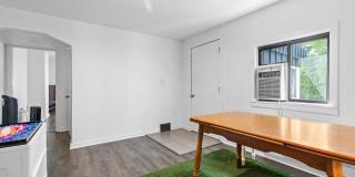 164 South 18th Street Gallery 10