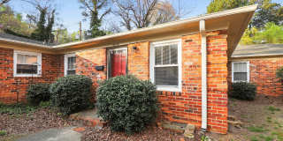 Adorable Two Bedroom Apartment Near Cotswold! Gallery 1