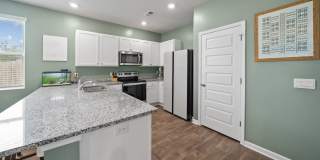 Spacious 4-Bedroom Home Near Fort Stewart with Open Floor Plan & Large Backyard Spacious 4-Bedroom Home Near Fort Stewart with Open Floor Plan & Large Backyard Gallery 16