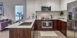 7 Seventy House Gallery 7