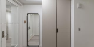 16051 Collins Ave Gallery 25