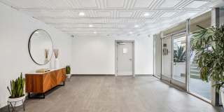 960 Larrabee St Gallery 4