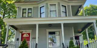 420-422 Douglas Street Gallery 1
