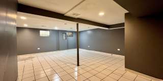 1414 W Chase Avenue Gallery 13