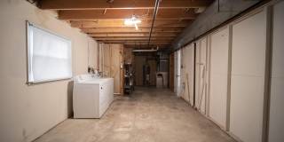 11209 CAROLINE Avenue Gallery 36