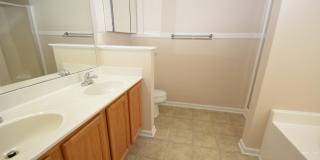 616 Poplar Street Gallery 8