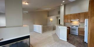 2 Bedroom, 2 Bathroom Townhouse with Garage and New Washer and Dryer! Gallery 1