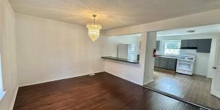 2015 S LINCOLN Street S Gallery 7