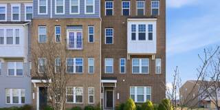 9701 TEALBRIAR Drive unit: 270 Gallery 1