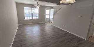 Northern Spacious 4 BDR Duplex Gallery 4