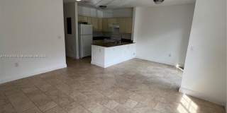 211 W 79th Pl Gallery 1