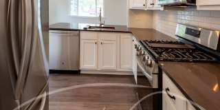 Country Living in Gorgeous 2 Bedroom Home Near Town Gallery 7