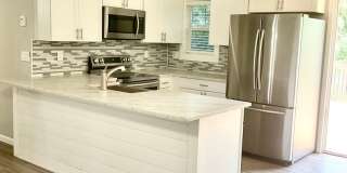4 bedroom home on Keith for Rent Gallery 3