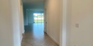 4 bedroom 3 bathroom home in Timber Creek Gallery 4