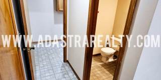Beautiful Updated Duplex in Grandview-Available NOW!! Gallery 12