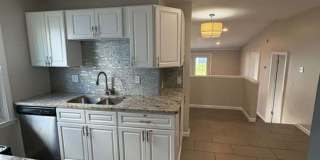 Charming University Heights Home Near Shops & Dining Gallery 6