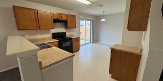 SPACIOUS 4 BR ON A CUL-DE-SAC W/ 2 LIVING AREAS & 2 EATING AREAS*STORAGE SHED*COVERED PATIO*EASY ACCESS TO FT. SAM & RANDOLPH AFB*NORTH EAST INDEPENDENT SCHOOL DISTRICT*INCLUDES STOVE/RANGE, DISHWASHER, & CENTRAL HVAC Gallery 13