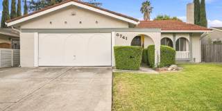 Beautifully Updated 4 Bed 2 Bath Home Gallery 1