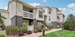 Ezlyn Westminster Gallery 1