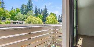 New Luxury Townhome with 2-Car Garage | Minutes to Downtown Redwood City & Tech Campuses New Luxury Townhome with 2-Car Garage | Minutes to Downtown Redwood City & Tech Campuses Gallery 25