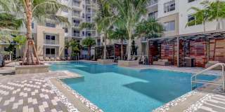 Pearl at Flagler Village Gallery 37