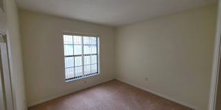 Spacious 4 Bdrm / 2 BA with 2 car garage Gallery 35