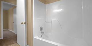 Pet Friendly Three Bedroom with Basement! Gallery 14