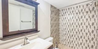 SD: Stunning 4BD/3BA Home in Vista with Panoramic Views, Private Balcony & Large Yard Gallery 9