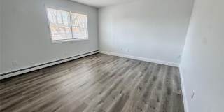 70 Burlington Avenue Gallery 7