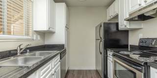 Avery at TownCentre Gallery 78