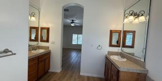 Beautiful Southern Oaks Home Gallery 9