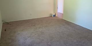 Charming 2 Bedroom Home Gallery 1