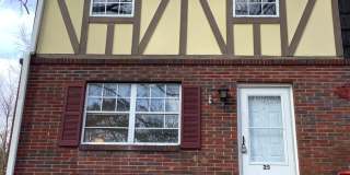 Newly Renovated - 3 Bed/ 1.5 Bath Townhouse - Available 06/04/2026 Gallery 1