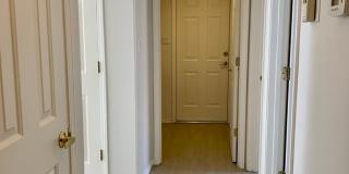 Lovely 3 Bedroom, 2 Bath In The NW! Gallery 13